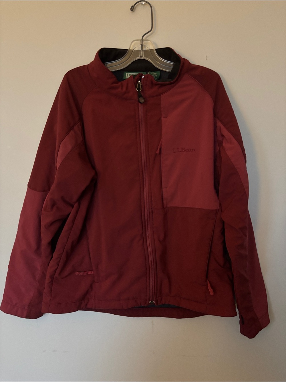 L.L. Bean kids 14/16 (fits like ladies xs) Burgundy Performance Jacket